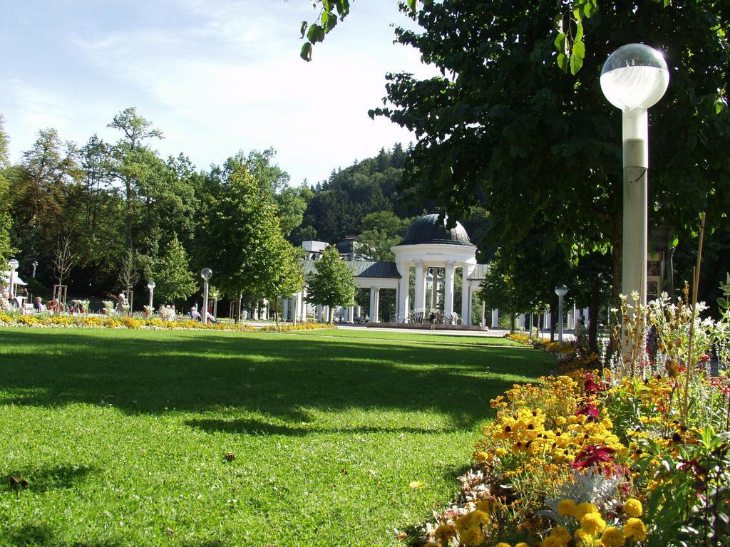 Apartma La Provence Mariánské Lázně Extérieur photo